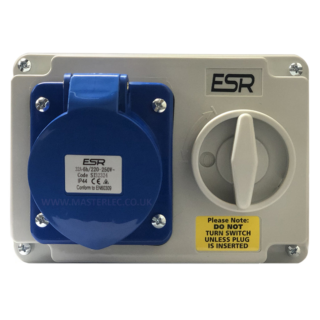 32 Amp 3 Pin Interlock Socket Switch 220V - 250V 2P+E Weatherproof