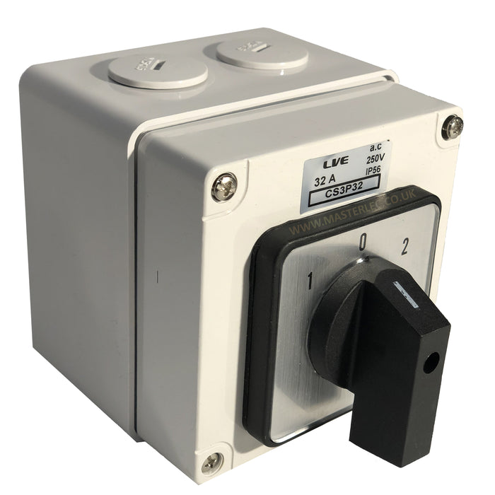 Live CS3P32 IP66 Enclosed Changeover Switch 32 Amp 3 Pole Surface Mounted