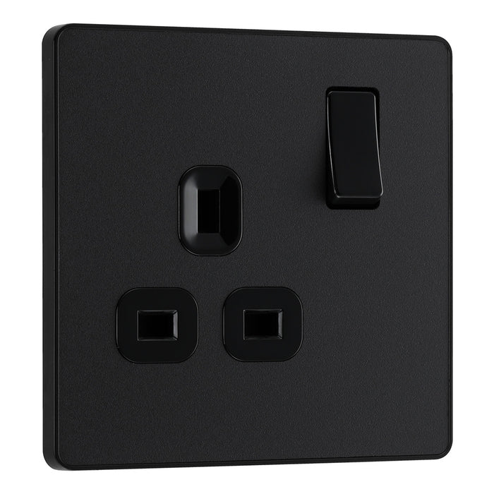 BG Evolve Matt Black Screwless Single Socket PCDMB21B